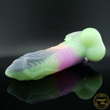 Load image into Gallery viewer, XL Illithid, Medium 00-50 Firmness, Melted Halloween Sour Worms, 7063
