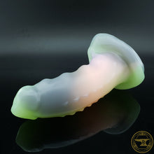 Load image into Gallery viewer, Small Hook Horror, Soft 00-30 Firmness, Melted Halloween Sour Worms, 7095
