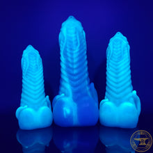 Load image into Gallery viewer, XL Illithid, Super Soft 00-20 Firmness, Devil's Pool, 7173
