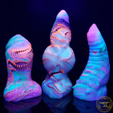 Load image into Gallery viewer, |SOLD OUT| XL Gnoll, Super Soft 00-20 Firmness, Borealis Babe, 1302, UV, GLOW
