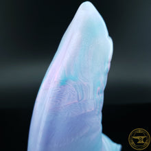 Load image into Gallery viewer, |SOLD OUT| Large Kobold, Soft 00-30 Firmness, Wavy Vibes-ish, 1557, UV, GLOW
