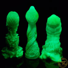 Load image into Gallery viewer, XS Chaos Beast, Soft 00-30 Firmness, Toadally, 1756, UV, GLOW
